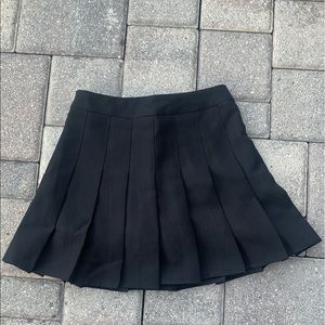 black school uniform style pleated skirt xs